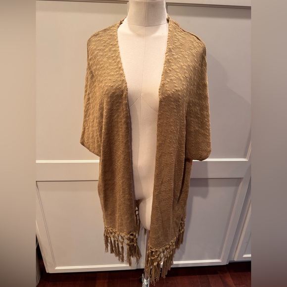 Umgee Sweaters - Tan Fringed kimono